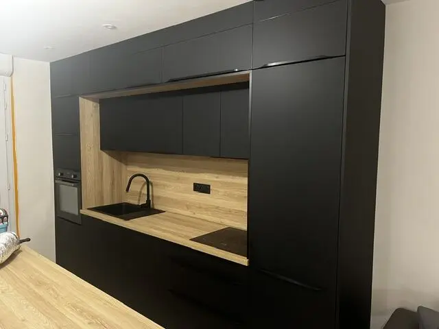 Cuisine graphite — vue 1 sur 3